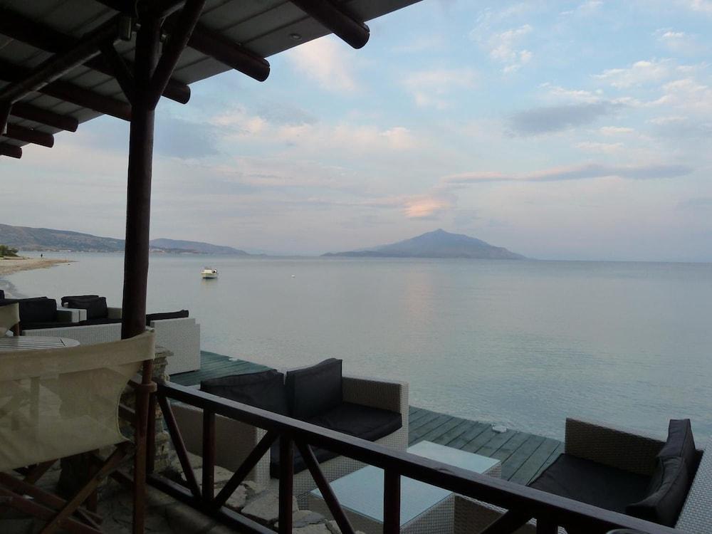 Rania Beach Иреон Экстерьер фото