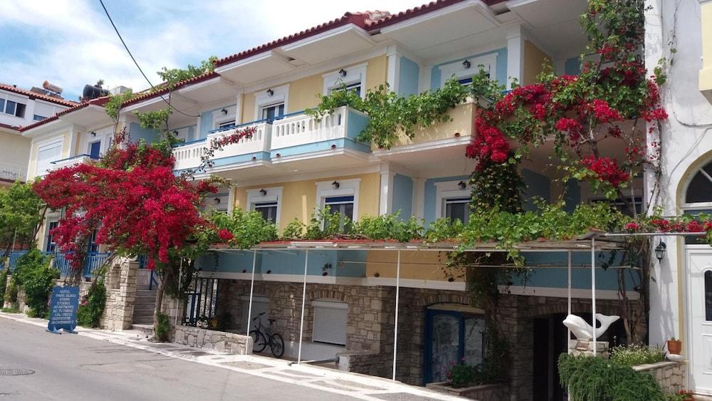 Rania Beach Иреон Экстерьер фото
