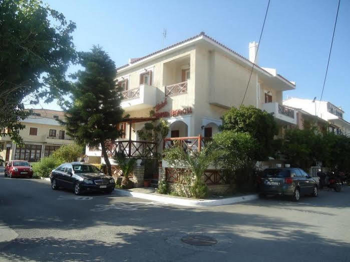 Rania Beach Иреон Экстерьер фото